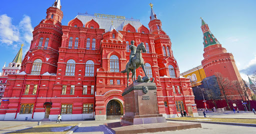 Quảng trường đỏ và Nhà thờ Chánh tòa Vasily Blazhenny mang đậm hình ảnh về nước Nga
