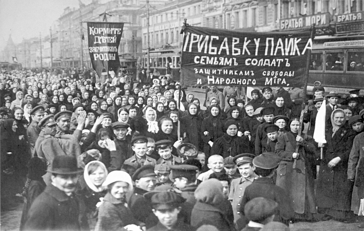 Tại sao năm 1917 nước Nga có 2 cuộc cách mạng