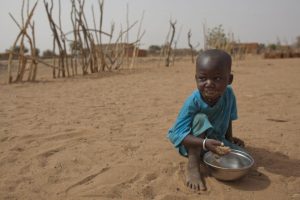 Làm thế nào để ngăn chặn nạn đói ở Châu Phi?